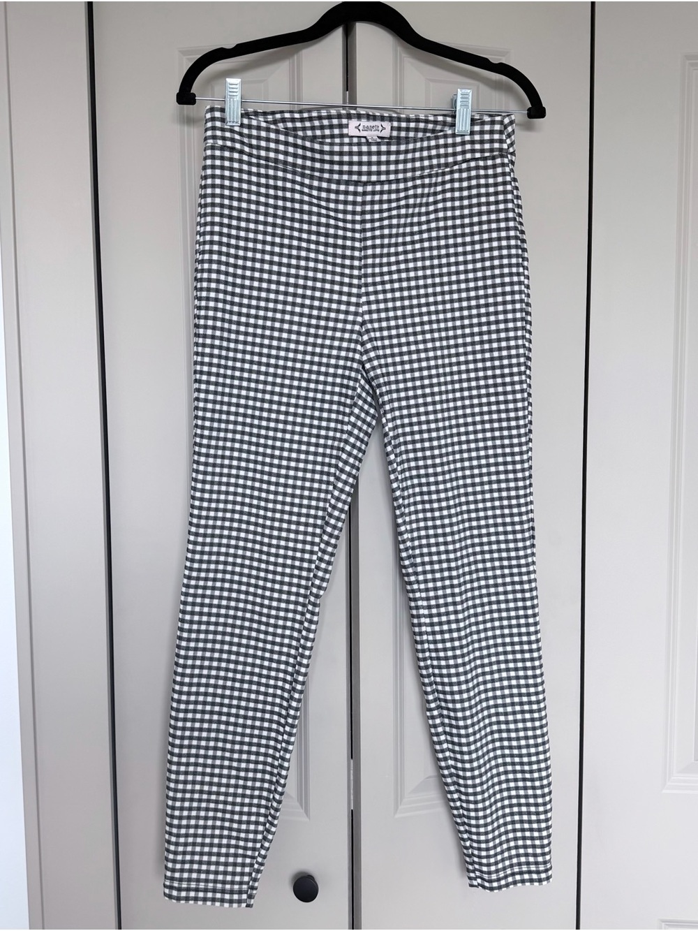 Nanette Lepore Black and White Gingham 3/4 Capri Pants